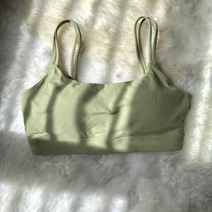 Astoria Sports Bra w/Removable Push-up Padding Size Small